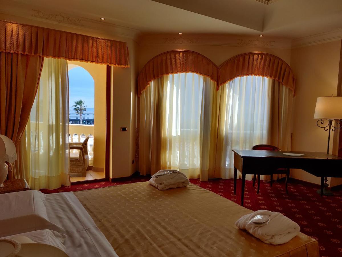 Parco dei Principi Hotel Roccella Ionica Esterno foto