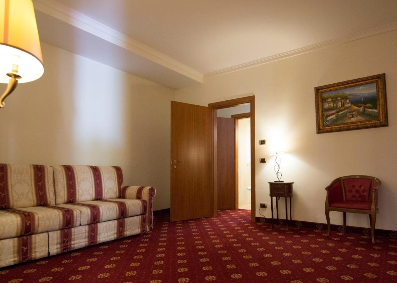Parco dei Principi Hotel Roccella Ionica Esterno foto