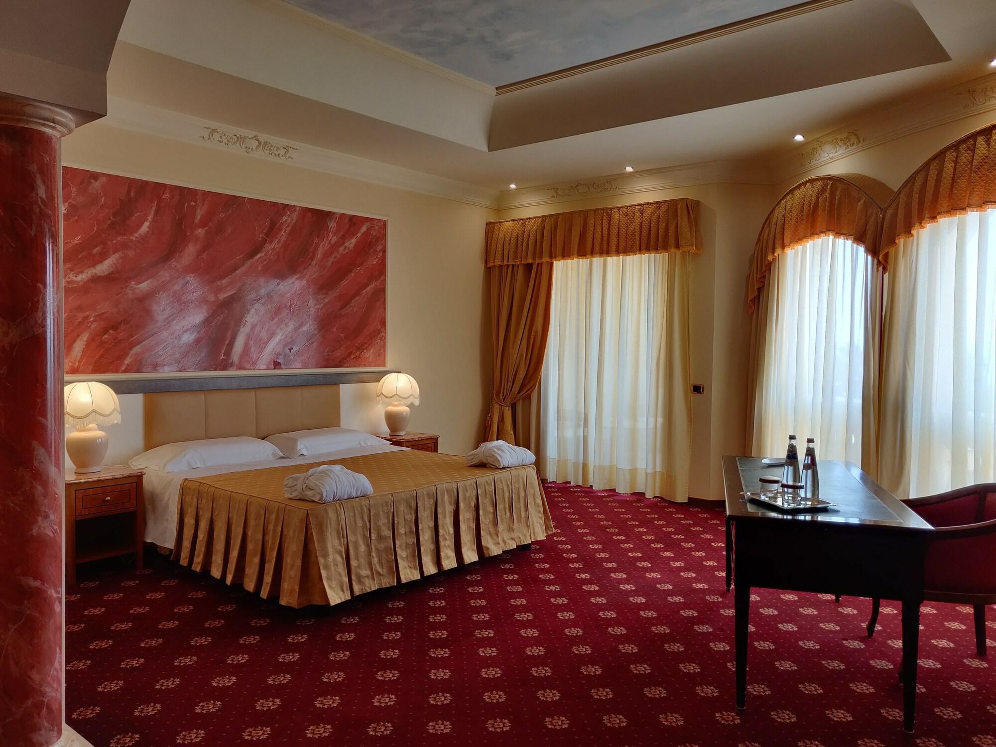 Parco dei Principi Hotel Roccella Ionica Esterno foto