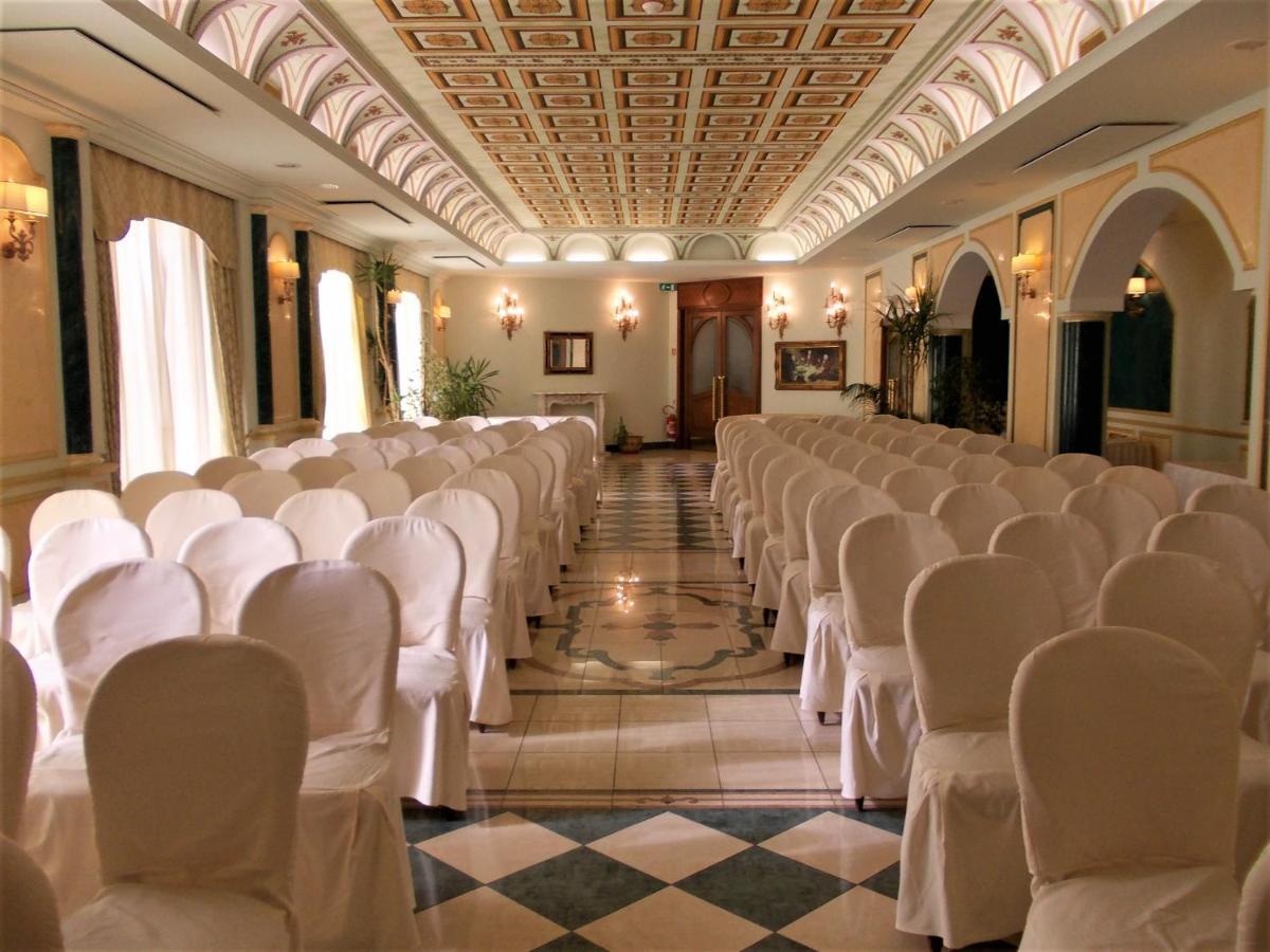 Parco dei Principi Hotel Roccella Ionica Esterno foto